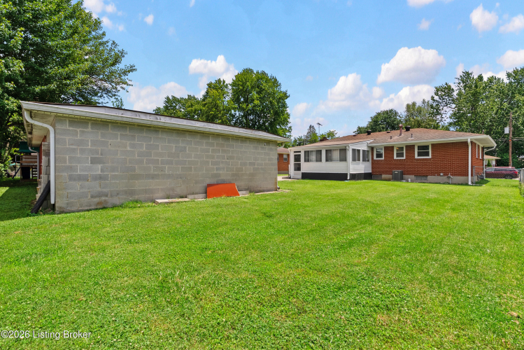 Listing Image 33