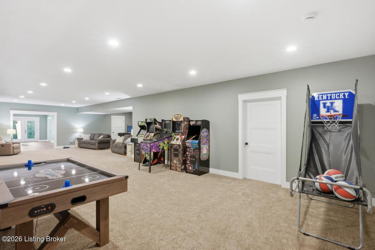 Listing Image 31