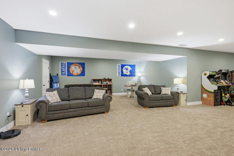 Listing Image 32