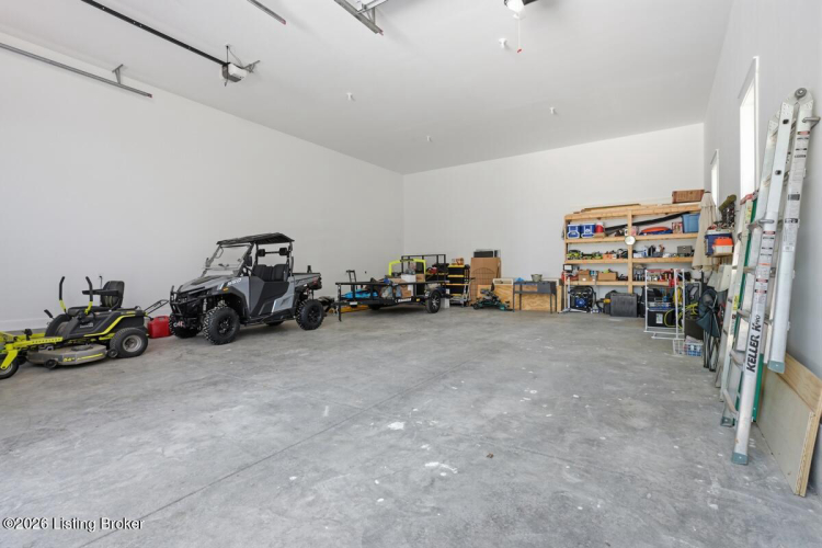 Listing Image 42