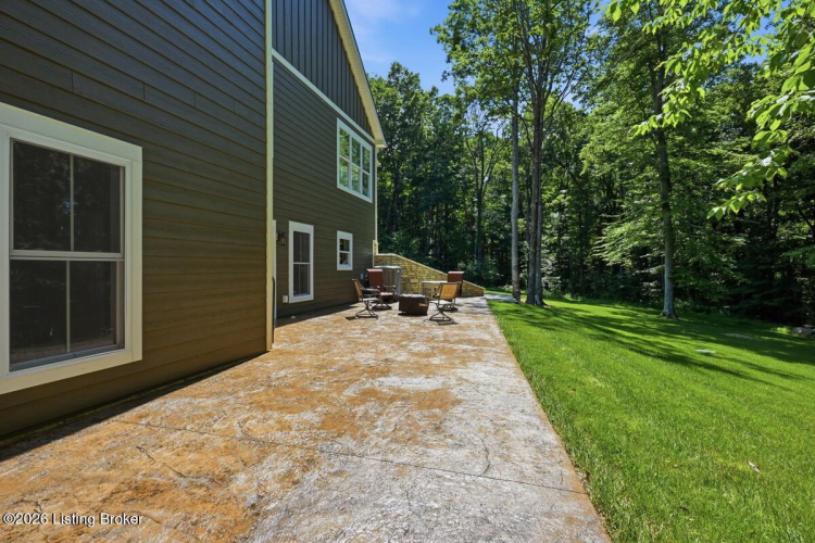Listing Image 45