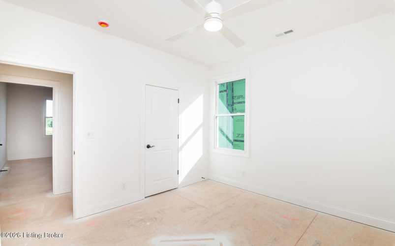 Listing Image 27
