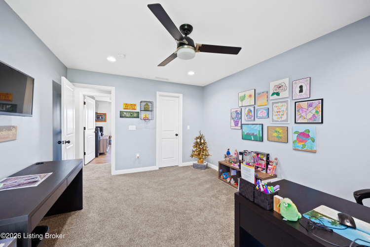 Listing Image 19