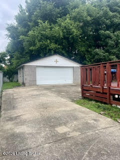 Listing Image 16