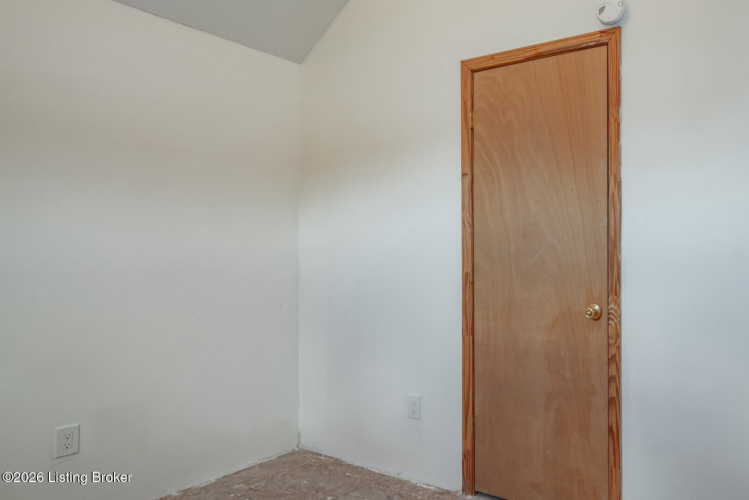 Listing Image 69