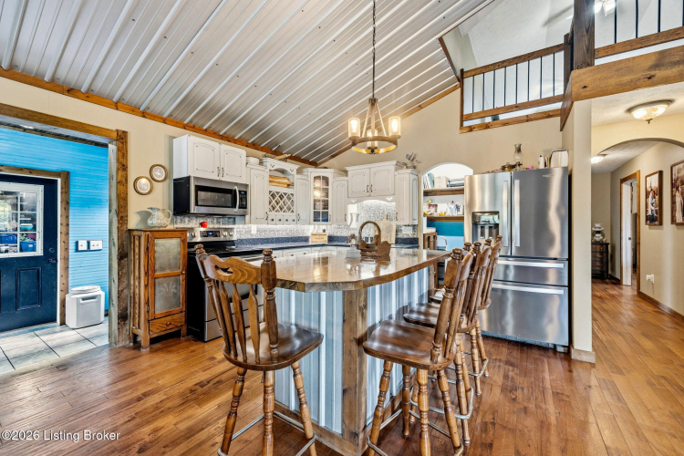 Listing Image 7