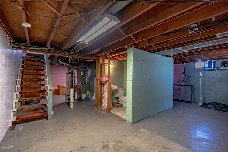 Listing Image 24