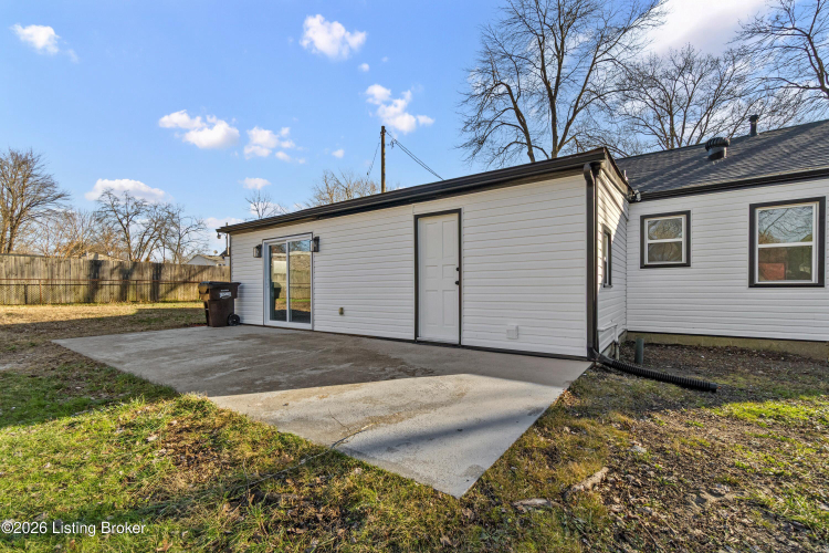 Listing Image 33