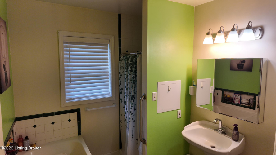 Listing Image 21