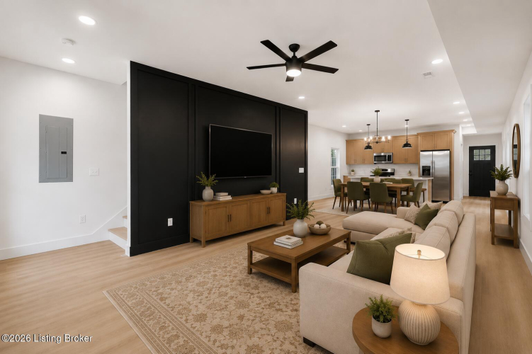 Listing Image 4
