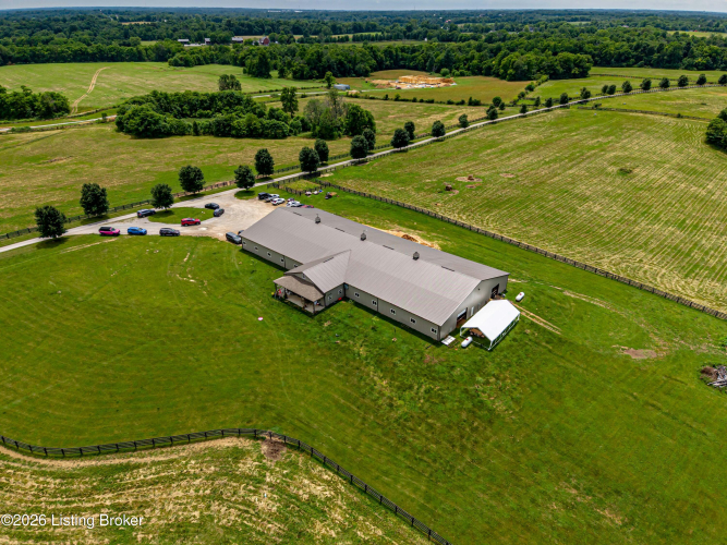 Listing Image 76