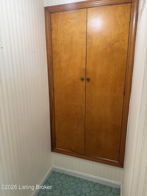 Listing Image 38