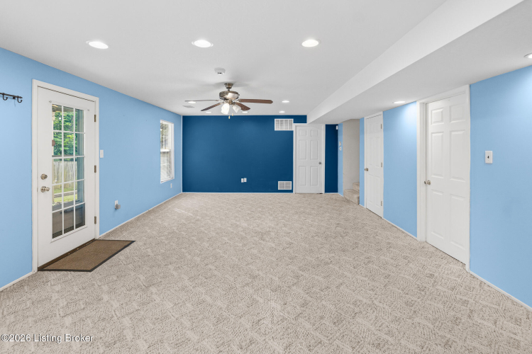 Listing Image 51