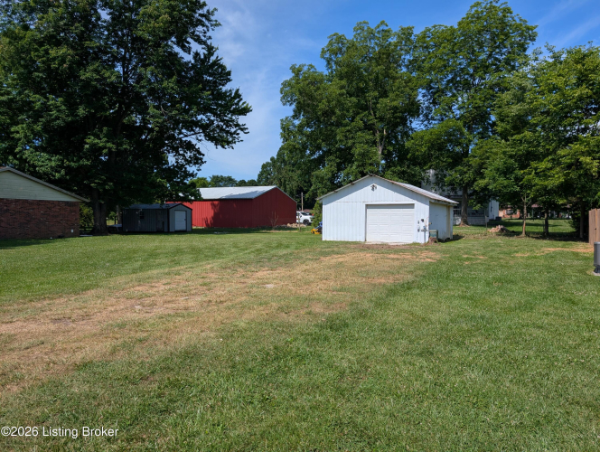 Listing Image 4
