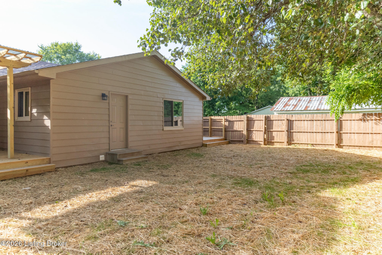 Listing Image 54