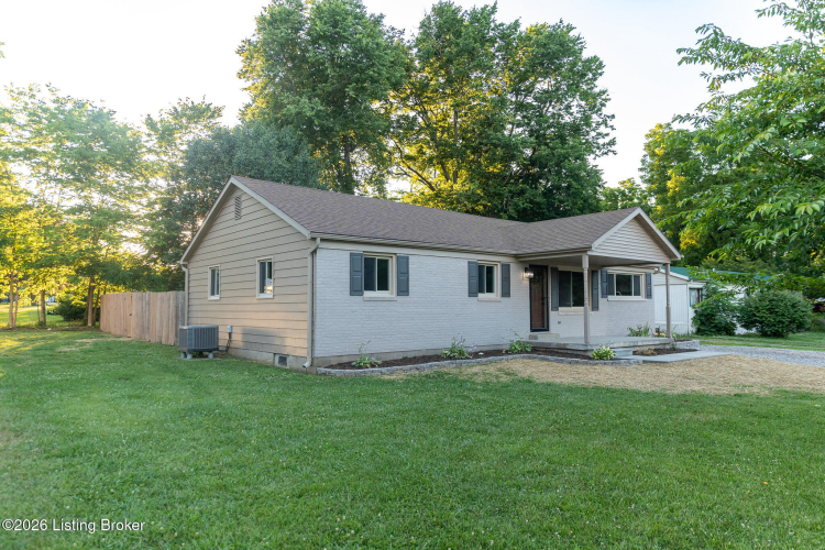 Listing Image 56