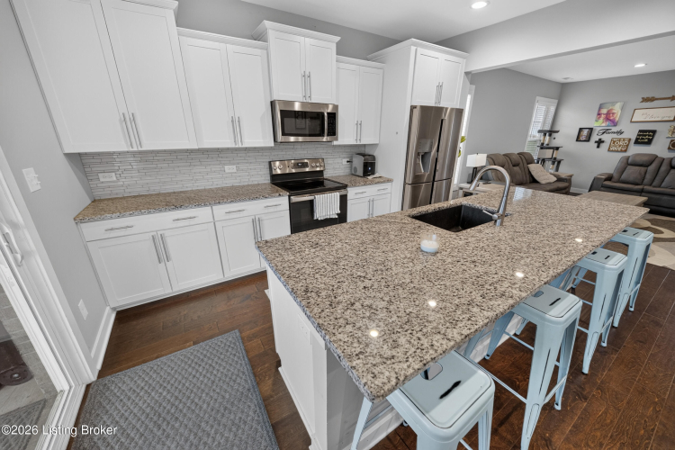 Listing Image 13