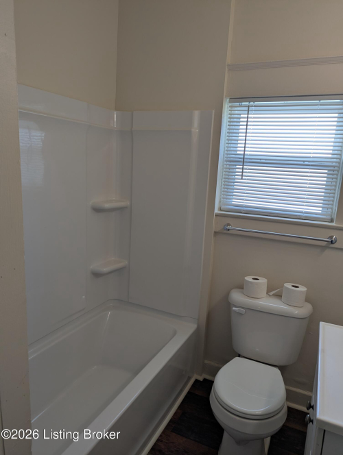 Listing Image 13