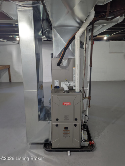 Listing Image 17