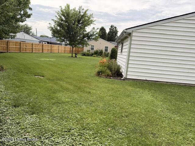 Listing Image 6
