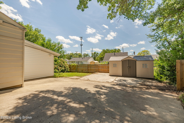 Listing Image 16