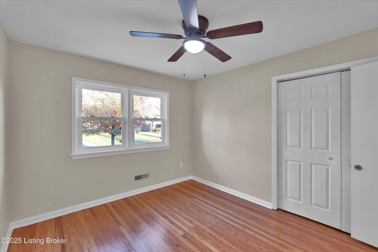 Listing Image 37