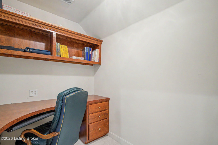 Listing Image 37