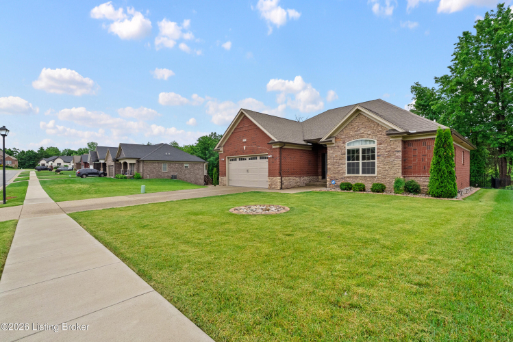 Listing Image 58