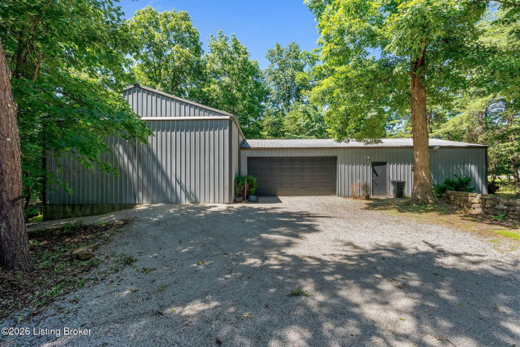 Listing Image 73