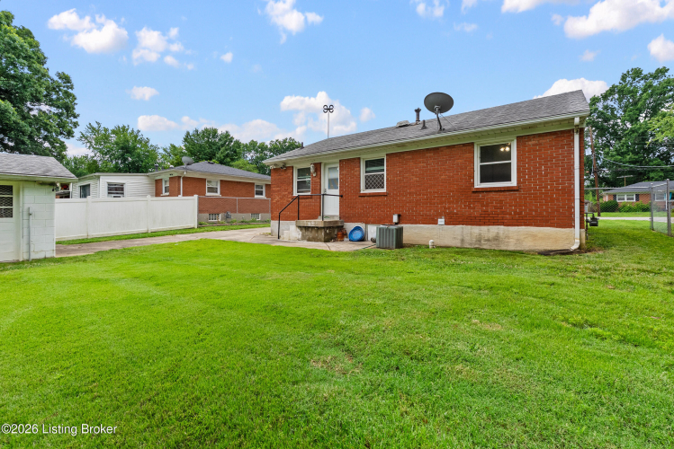 Listing Image 16