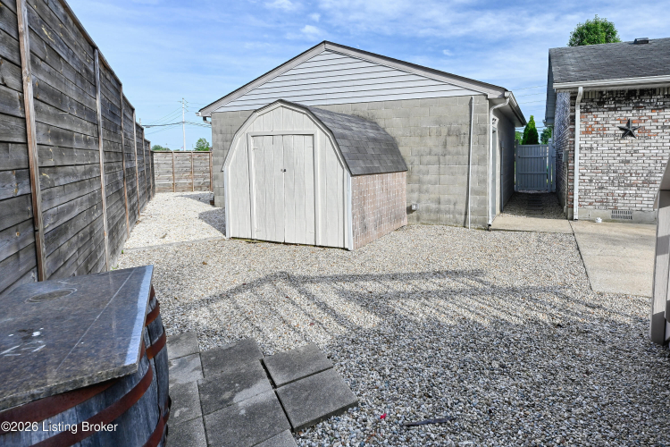 Listing Image 23