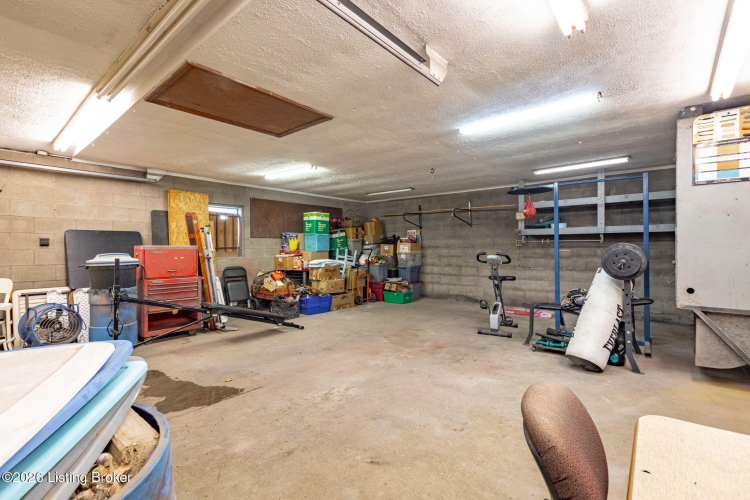 Listing Image 24