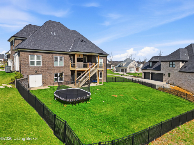 Listing Image 82