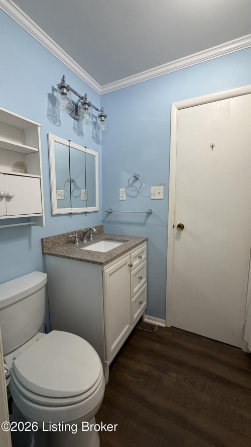 Listing Image 17