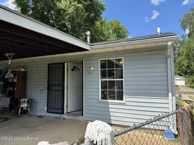 Listing Image 16