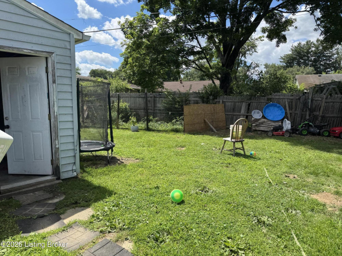 Listing Image 19