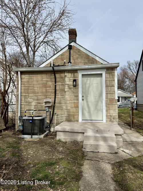 Listing Image 18