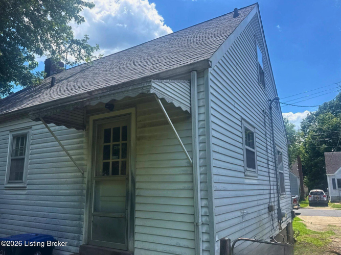 Listing Image 17