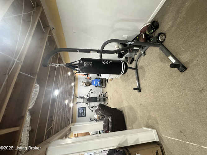 Listing Image 42