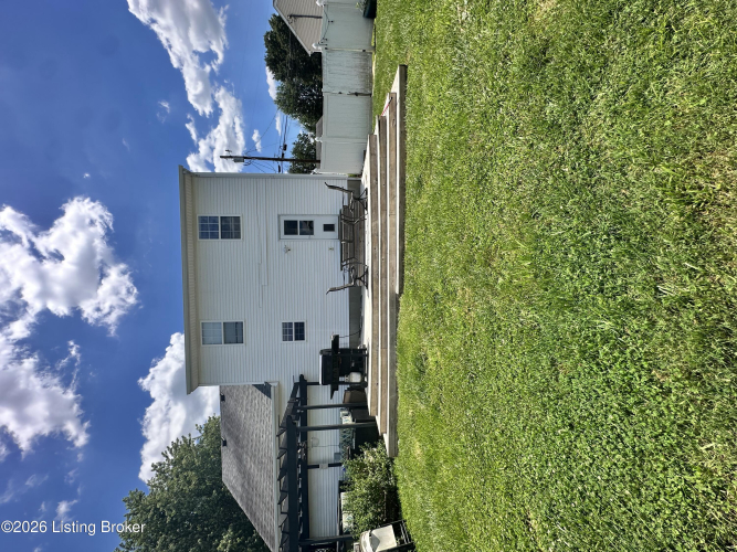Listing Image 48