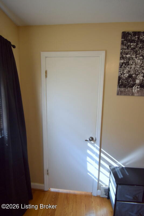 Listing Image 23