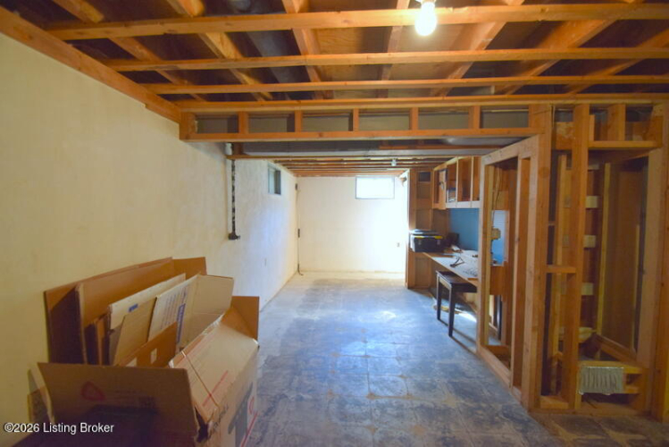 Listing Image 33