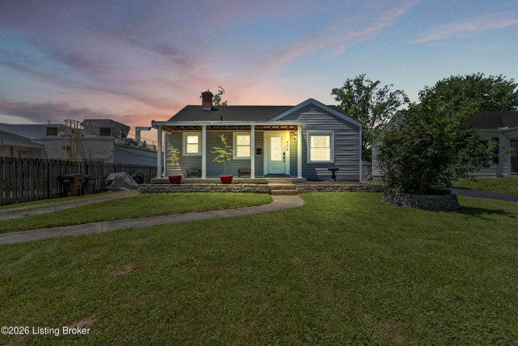 Listing Image 3