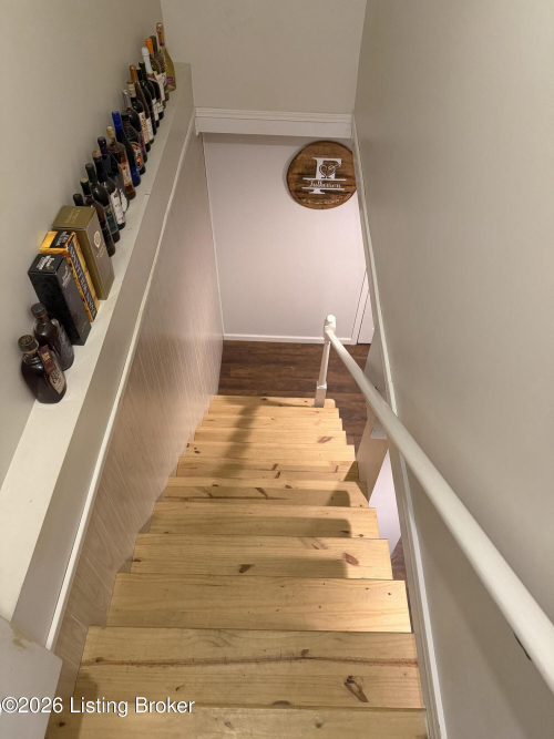 Listing Image 16
