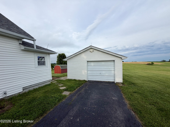 Listing Image 33