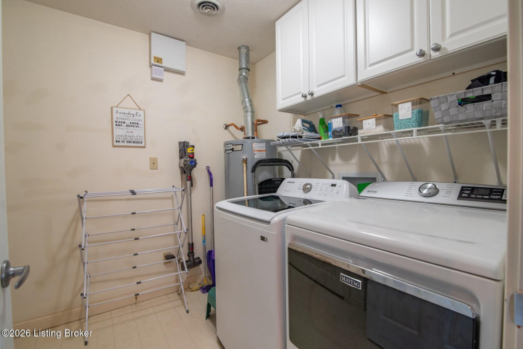 Listing Image 62