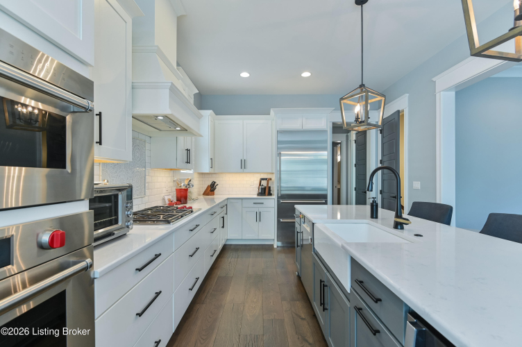 Listing Image 19