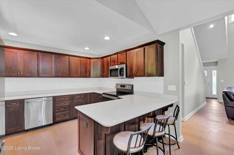 Listing Image 14