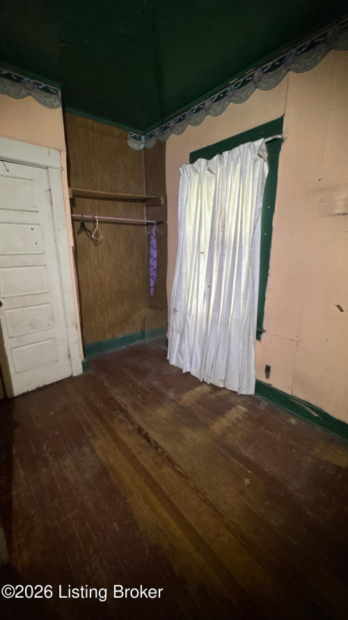 Listing Image 25