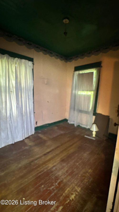 Listing Image 29
